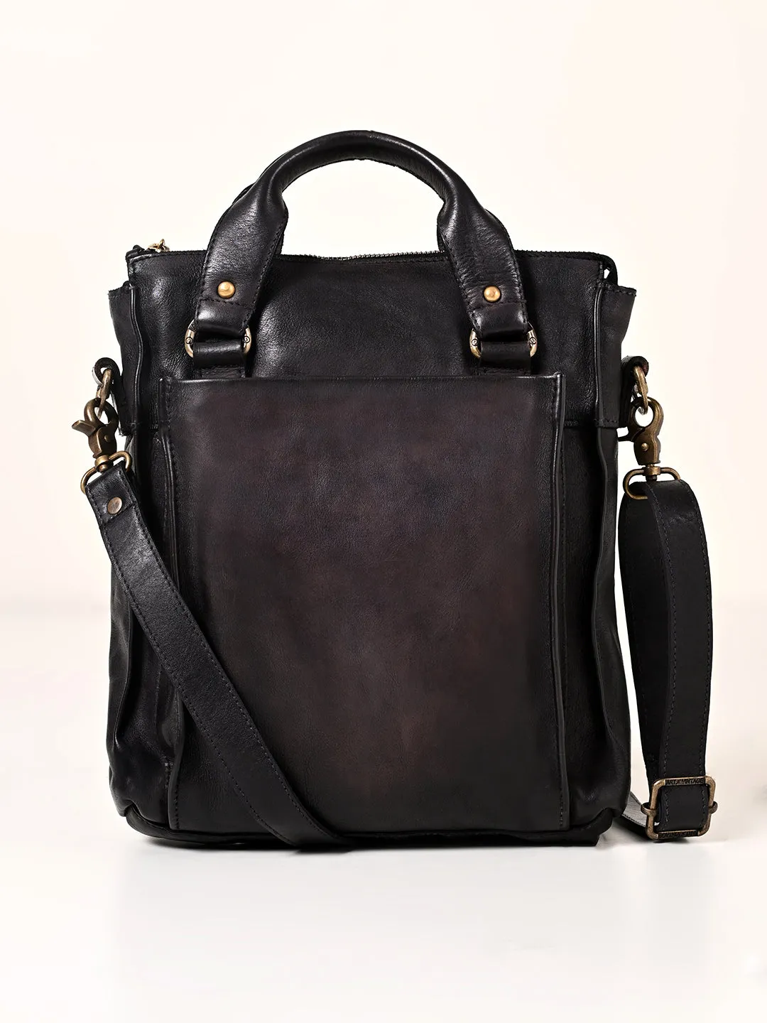 Art N Vintage Gabriel : Real Leather Balck Crossbody Bag