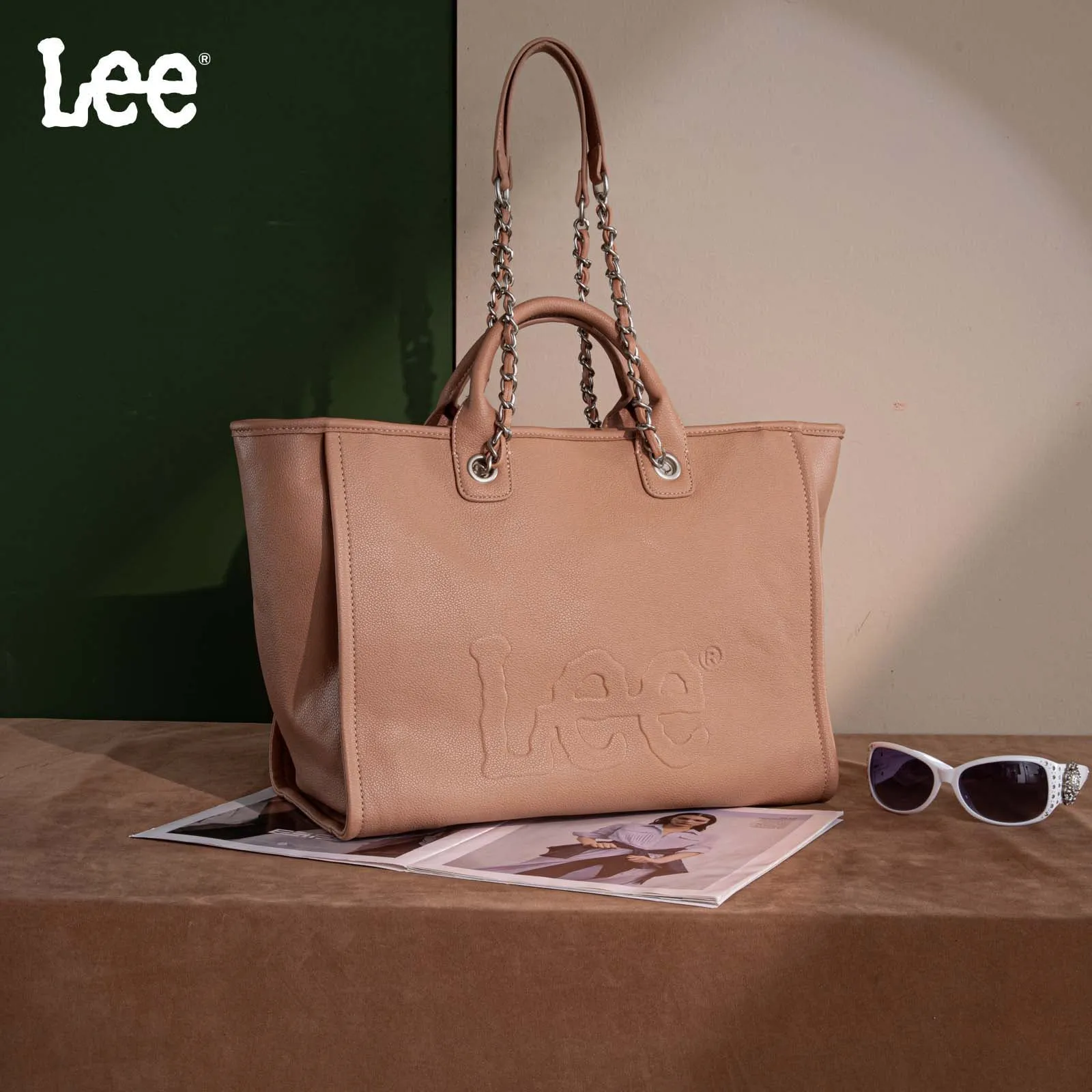 LEE46-345  LEE Top Handle/Chain Strap Wide Tote