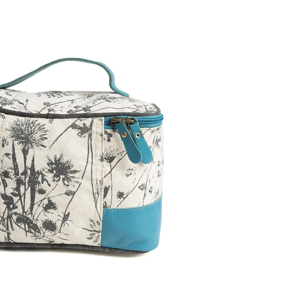 Mesa Fields Toiletries Bag