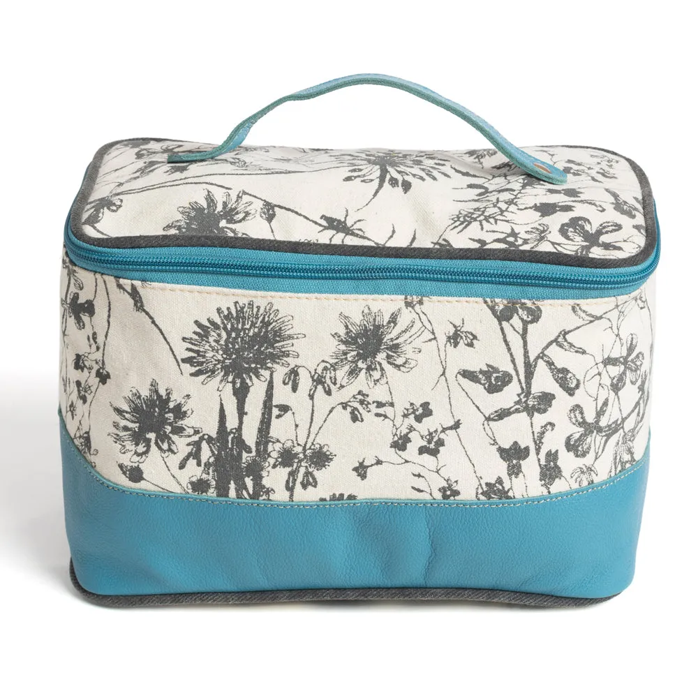 Mesa Fields Toiletries Bag