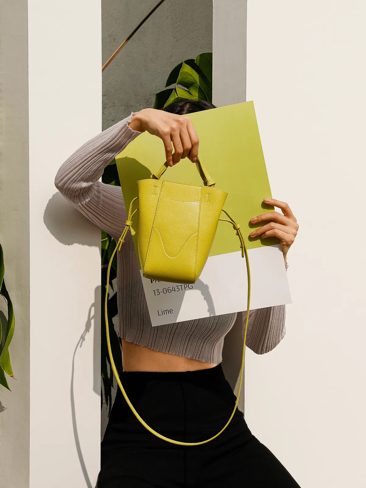 Nano Marina Bucket Bag Lime