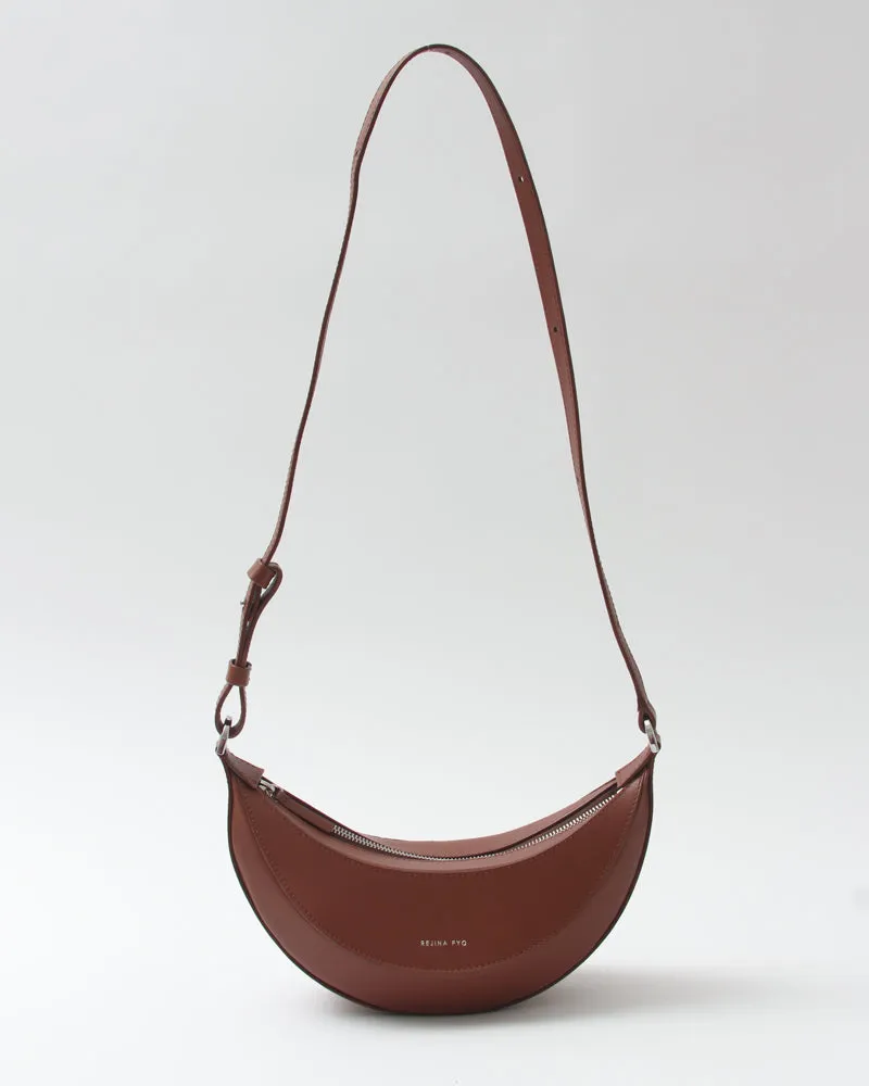 Petite Banana Bag Leather Nappa Tan